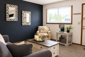 featured image of 800 N Smith Rd