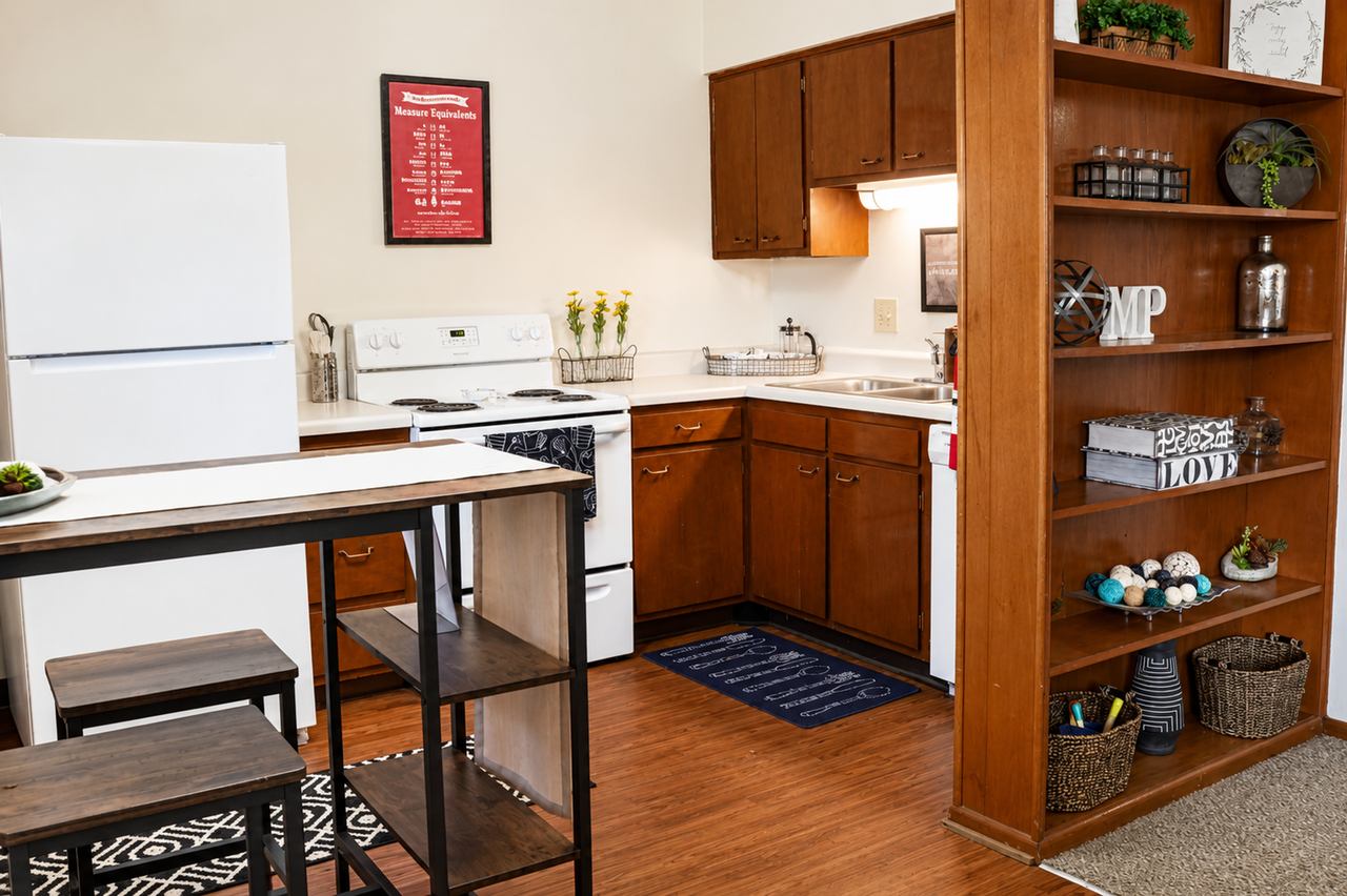 Meadow Park Apartments | Specials Available - Photo 7 of 50