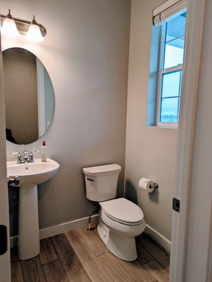 1407 N 3500 W - Photo 3 of 36