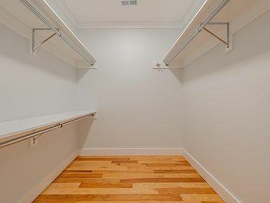 301 S Main St - Photo 5 of 30