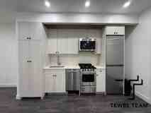 2085 Lexington Avenue #4B - Photo 1 of 1