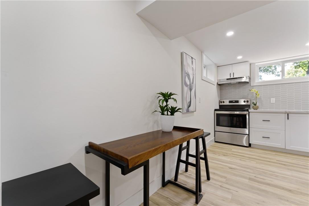 42 West 3rd St - Photo 4 of 10