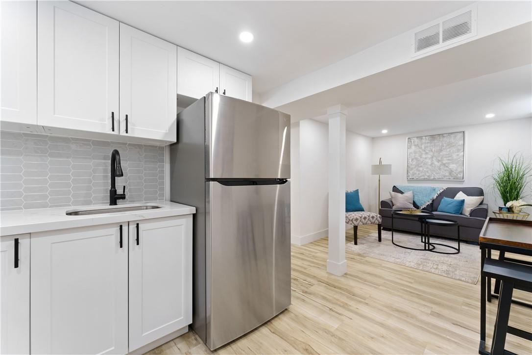 42 West 3rd St - Photo 6 of 10