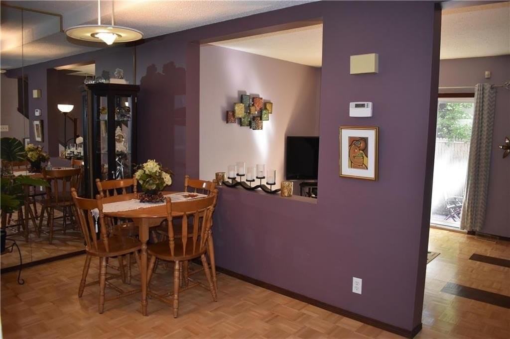 227 Edison Ave - Photo 4 of 8