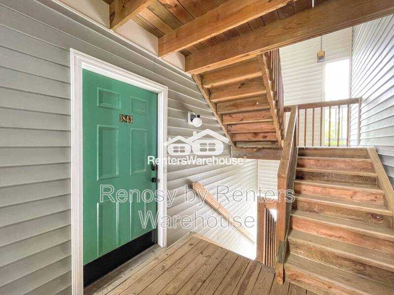 1843 Chantilly Ct #404 - Photo 3 of 28