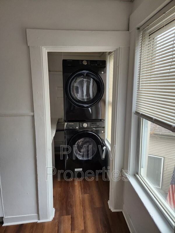10A Beacon St #10A - Photo 3 of 17