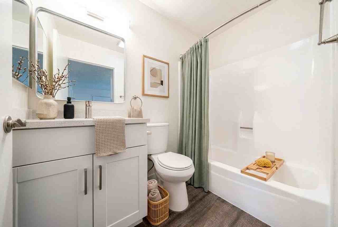 Your Vibrant New Home - Photo 7 of 36