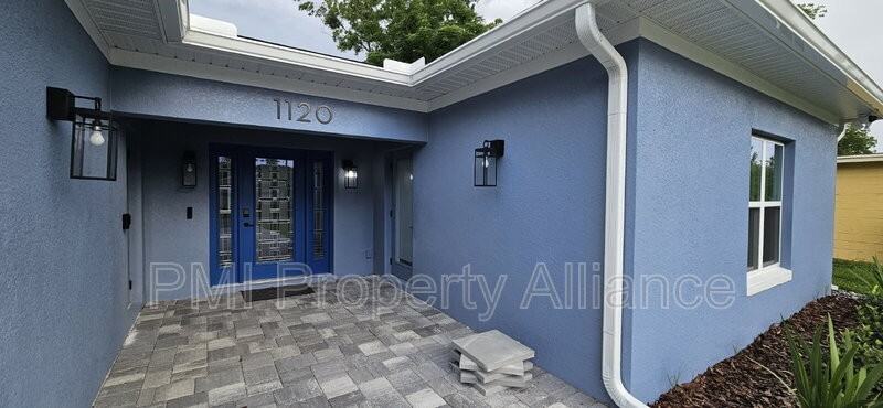 1120 Lincoln Ter #B - Photo 3 of 23
