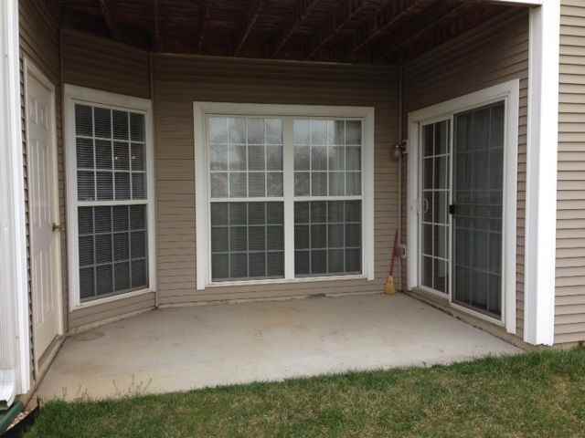 589 Cawley Dr - Photo 2 of 21