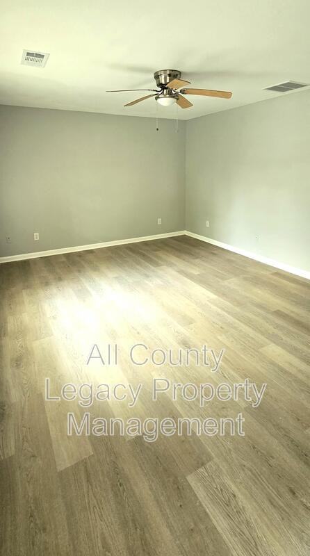 700 Rosehip Ln #A - Photo 2 of 6