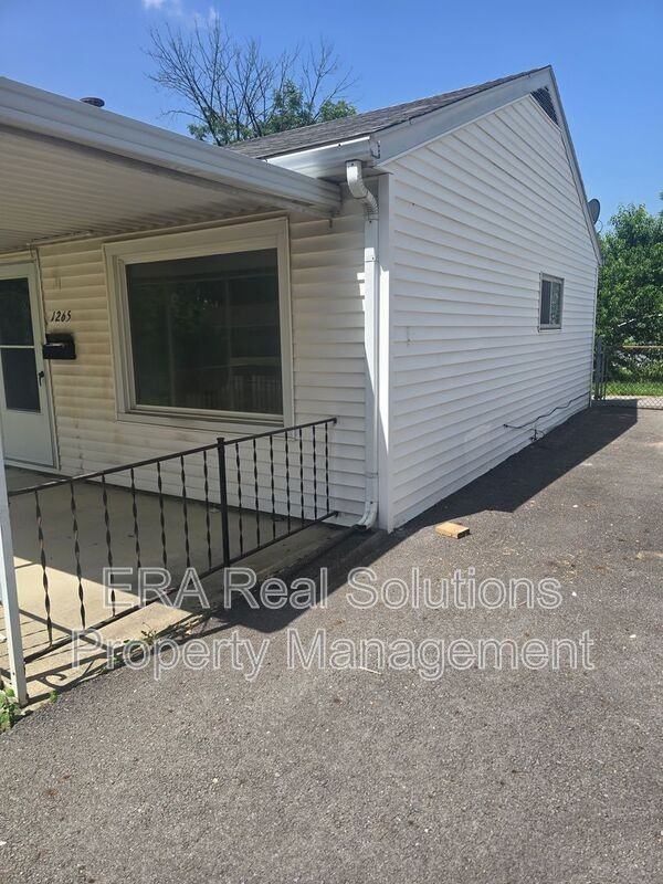 1265 Elderwood Ave - Photo 2 of 28