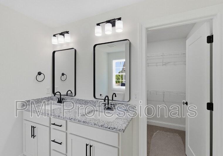 408 Legions Ct - Photo 6 of 27