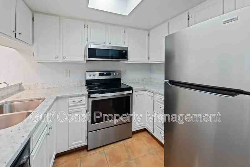 4574 Ringwood Mdw - Photo 5 of 34