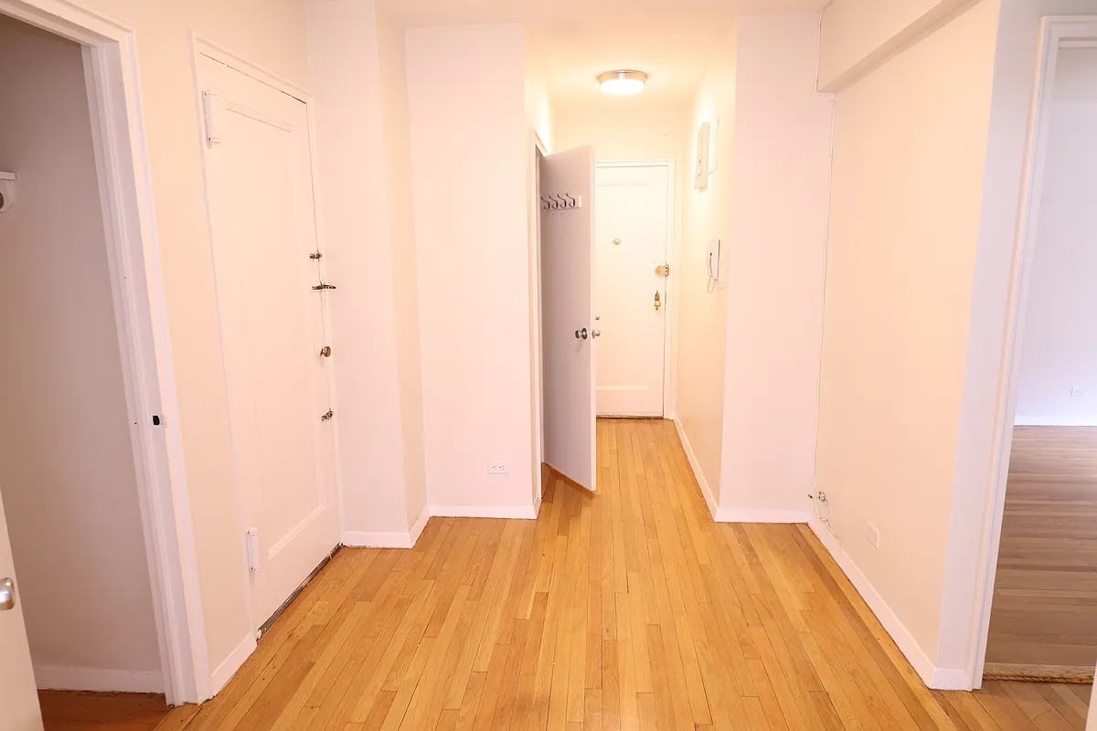 98-30 67th Avenue #2N - Photo 3 of 10