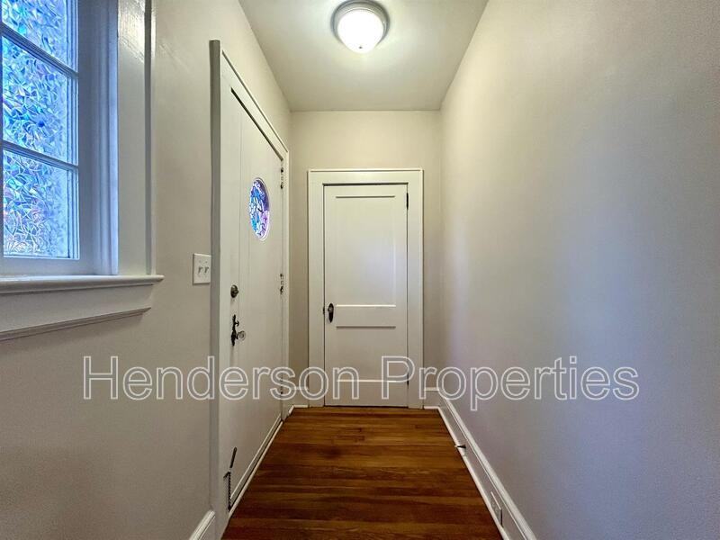 1328 Saint Julien St - Photo 2 of 22