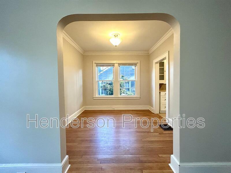 1328 Saint Julien St - Photo 6 of 22