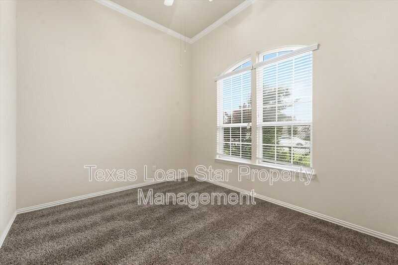 9518 Franklin Dr - Photo 4 of 28