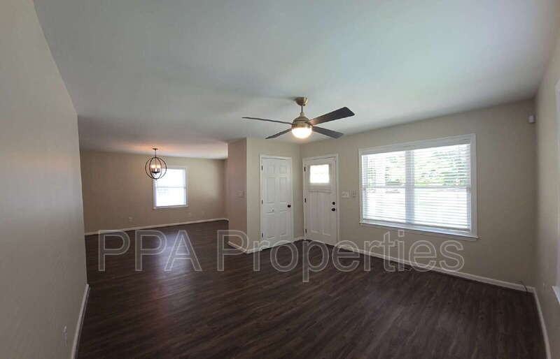 2408 Francis St - Photo 7 of 26