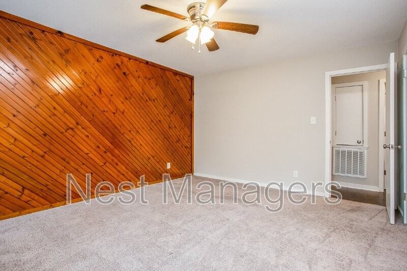 4616 Pine Needle Ct - Photo 6 of 32