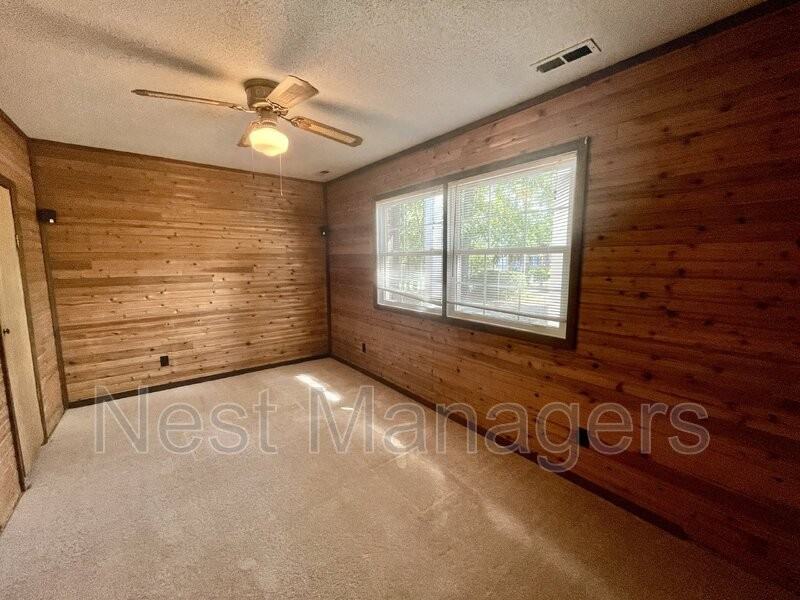 5651 Dodge Dr - Photo 3 of 34
