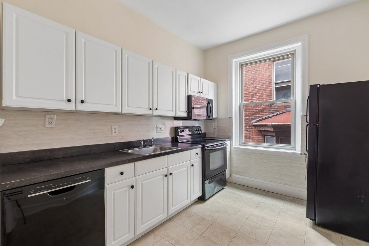4607-09 Cedar Avenue - Photo 2 of 8