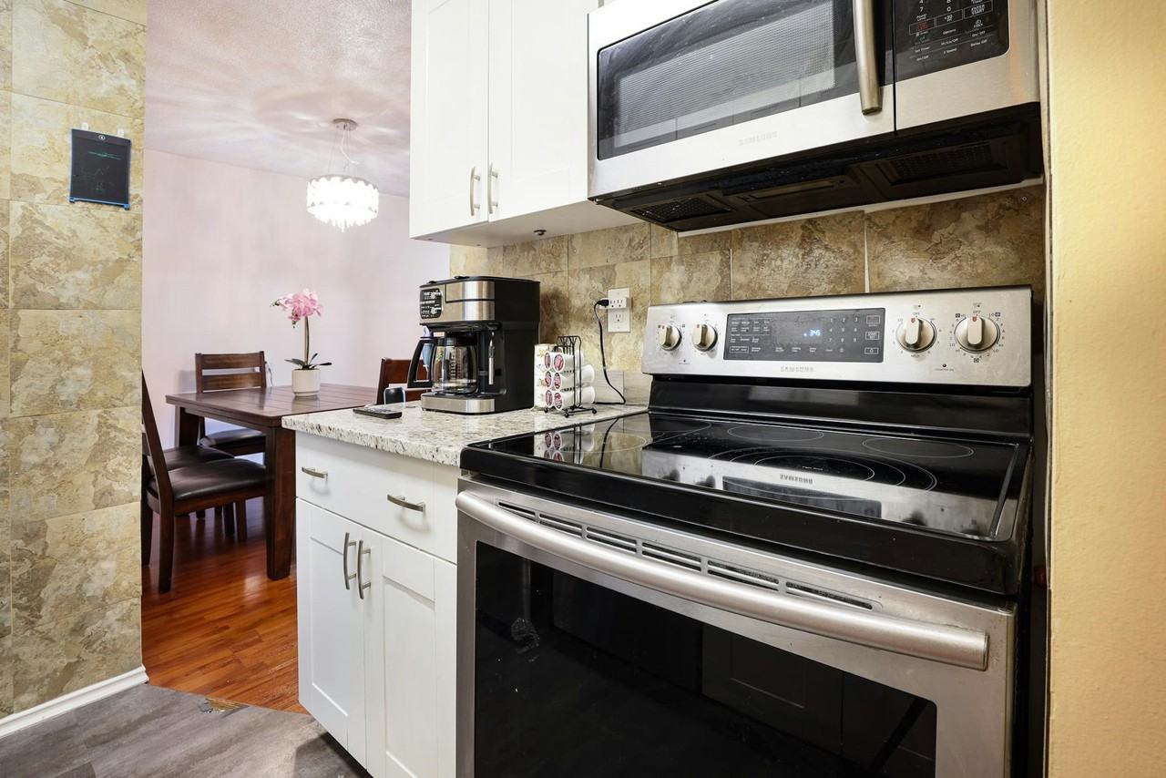 195 Mary Street - Photo 6 of 16