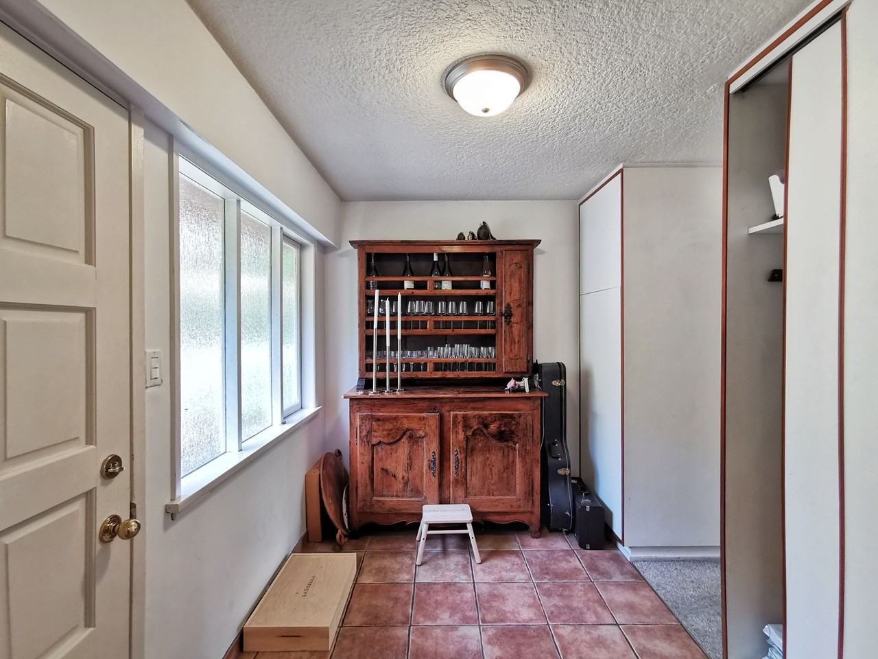 1294 Netley Place - Photo 11