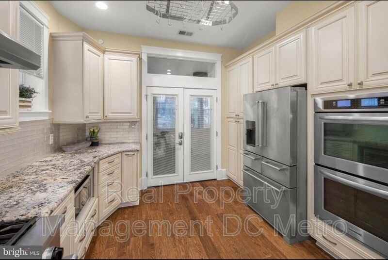 47 New York Ave Nw - Photo 4 of 20
