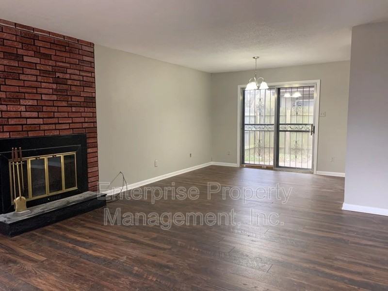 4722 Queens Lace Ct - Photo 4 of 9