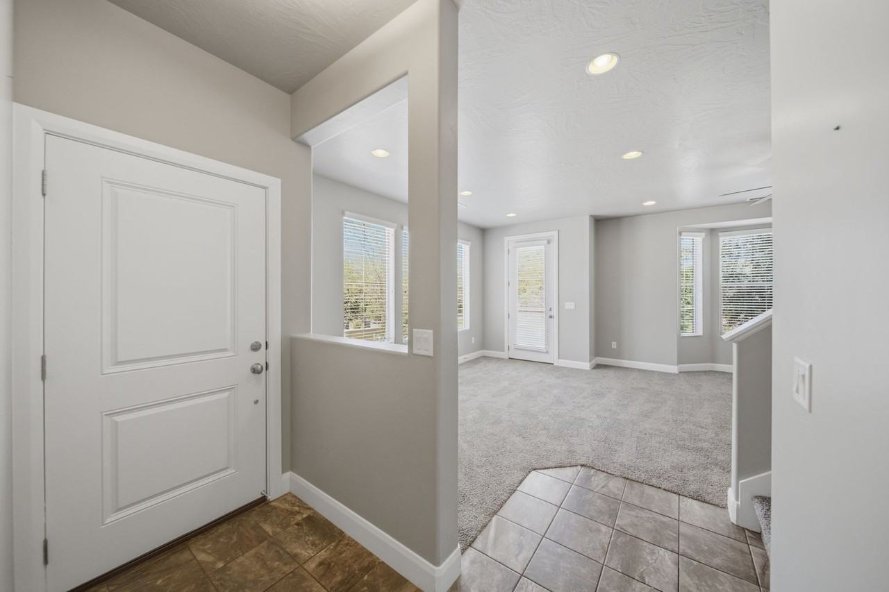 3629 S Atlanta Ln - Photo 3 of 36
