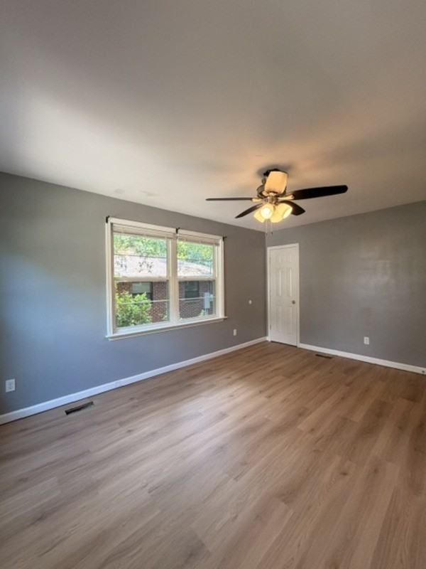 701 S Woodrow St - Photo 4 of 21