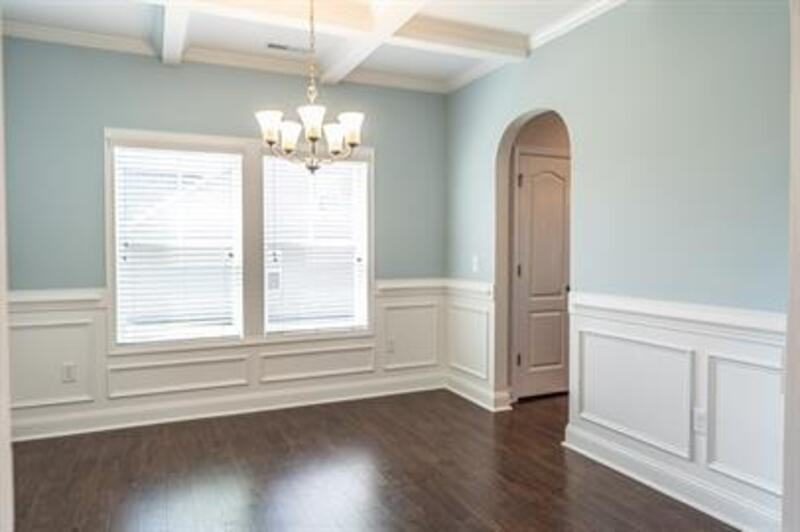 655 N Prince Henry Way - Photo 4 of 32