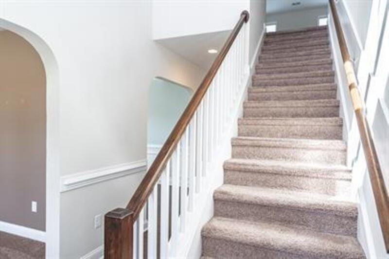655 N Prince Henry Way - Photo 6 of 32