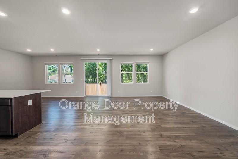 5611 151st Street Ct E - Photo 2 of 50