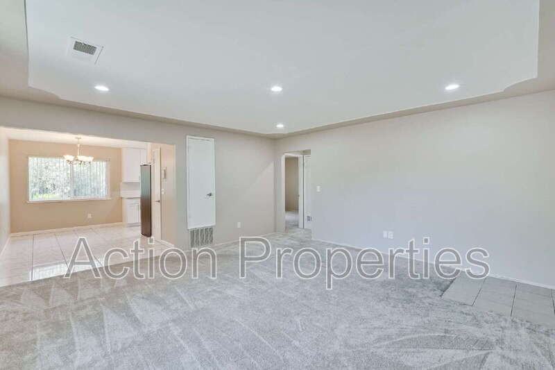 1121 Garfield Ave #4 - Photo 4 of 18