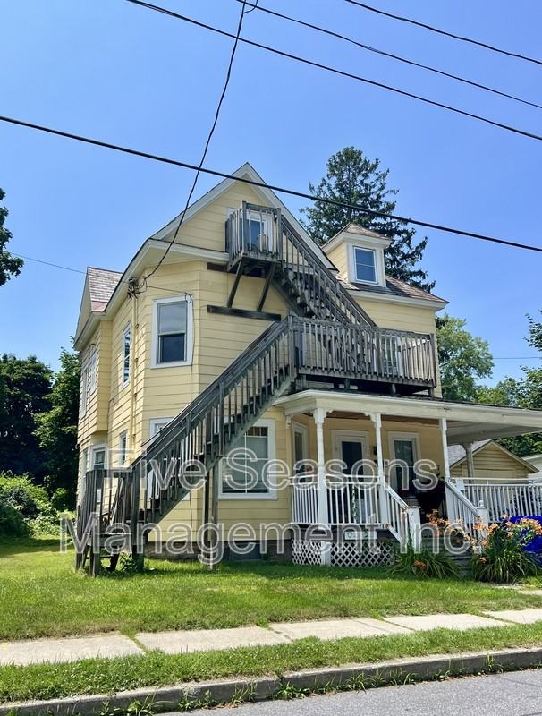 19 Fletcher Pl