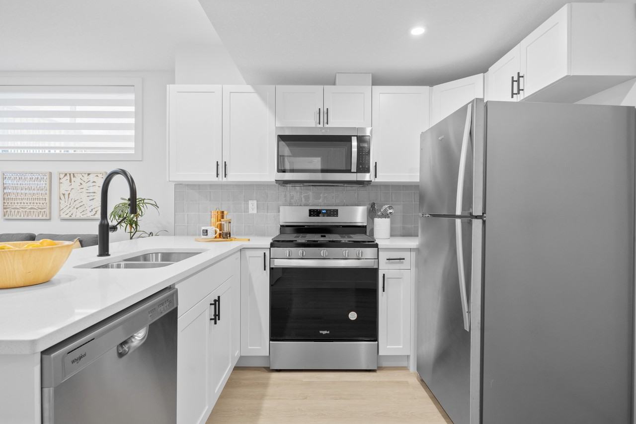 4204 106 Avenue Northwest - Photo 2 of 15