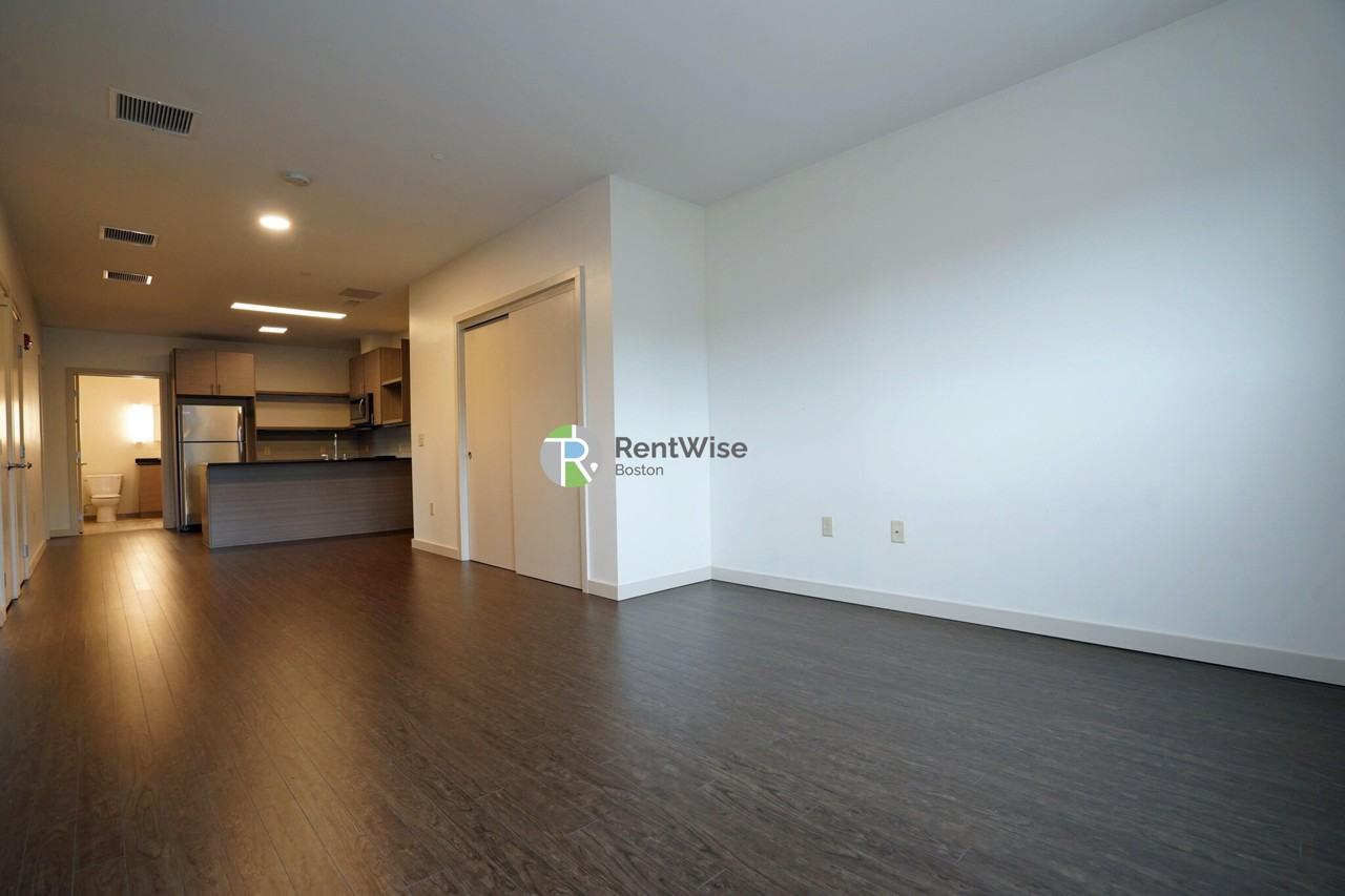 400 Langley Rd #301 - Photo 3 of 30
