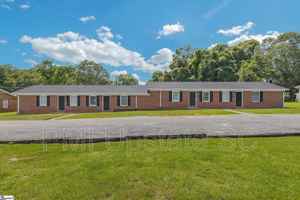 featured image of 103A Looneybrook Dr