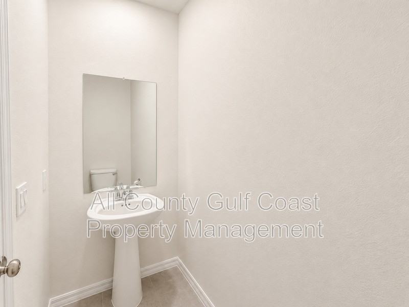 13416 Noble Garnet Ln - Photo 4 of 27