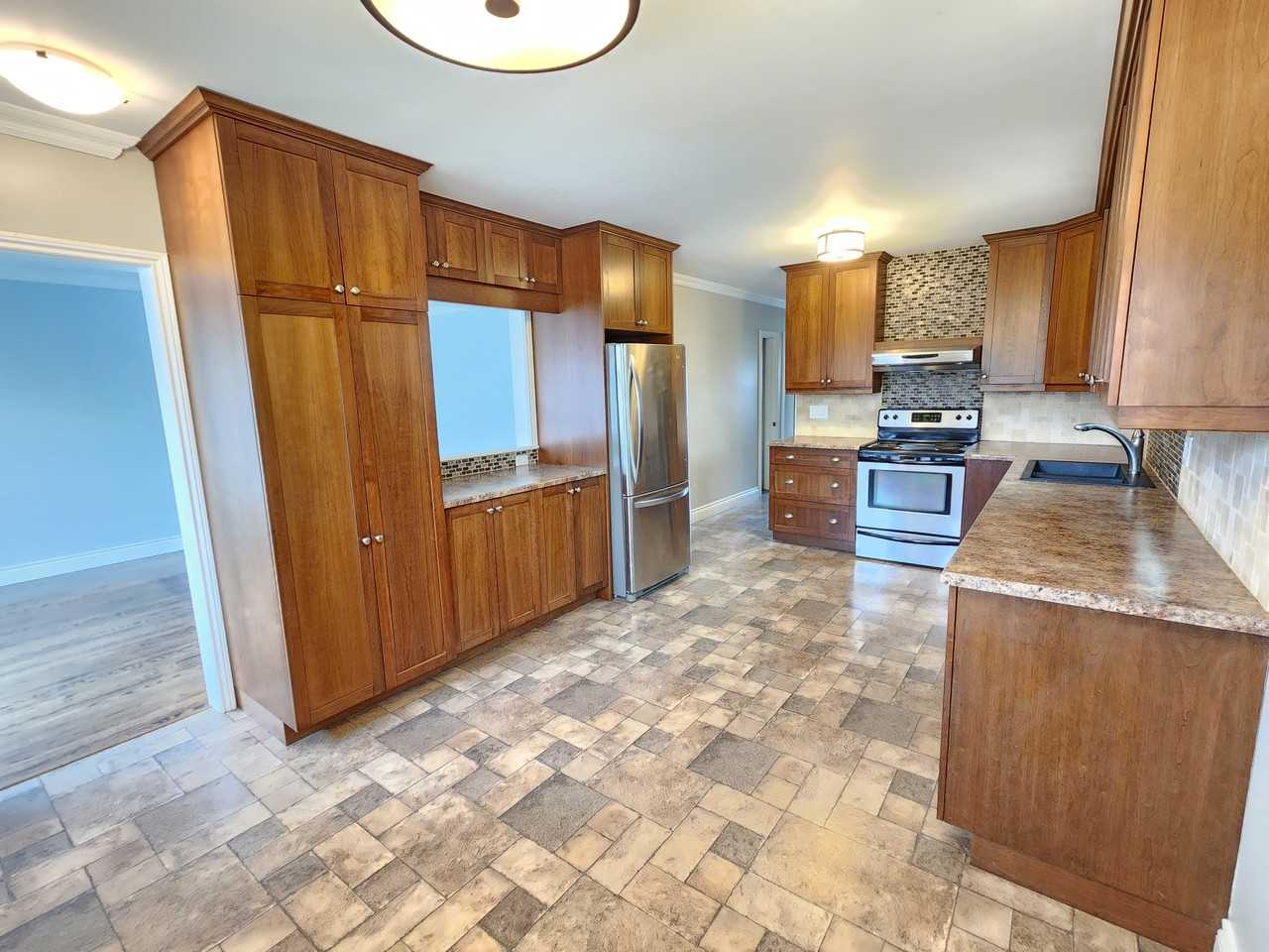 945 Willowdale Avenue #1 - Photo 4 of 11