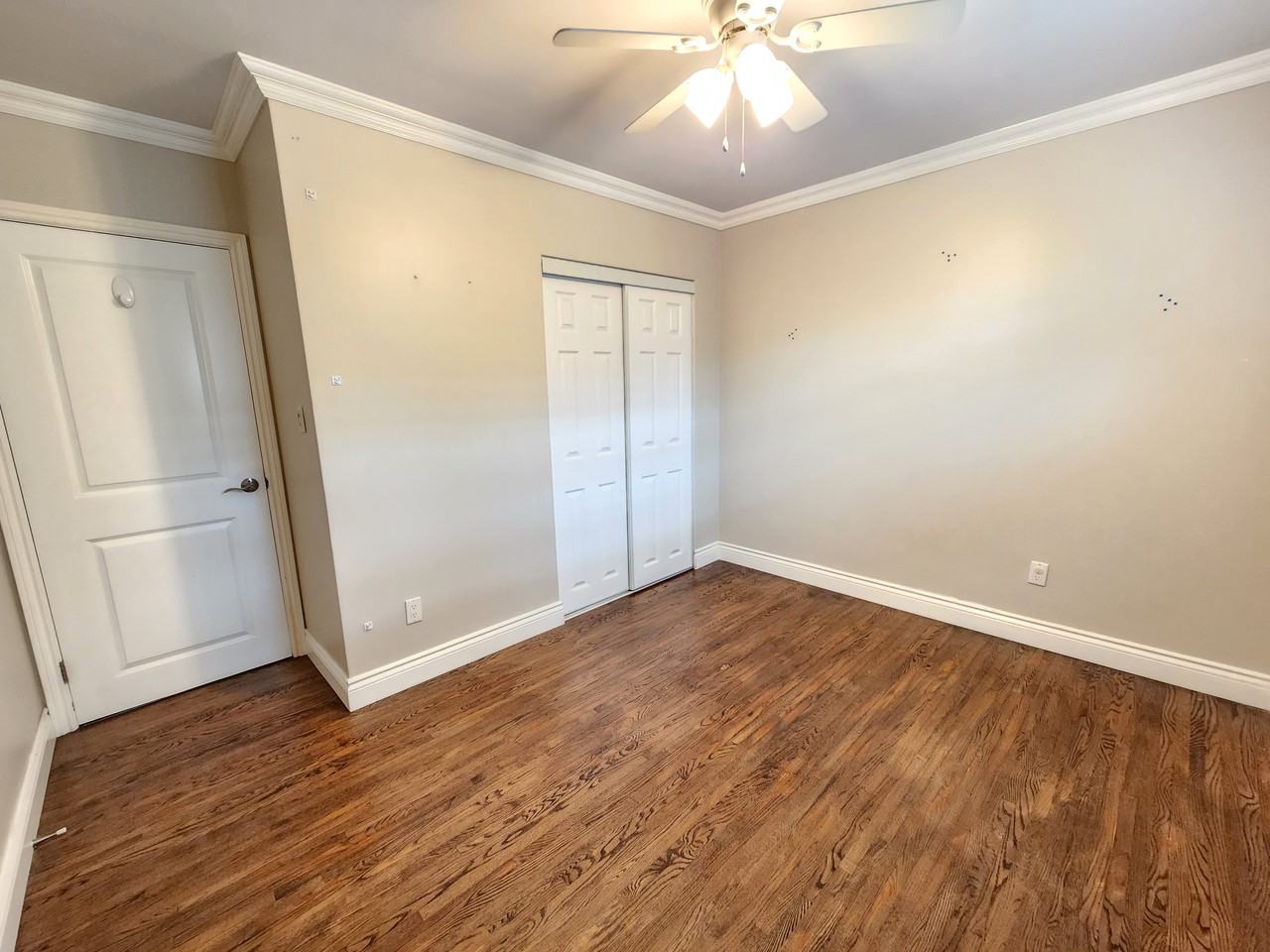 945 Willowdale Avenue #1 - Photo 6 of 11