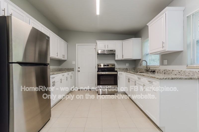 540 17th St Ne - Photo 4 of 21