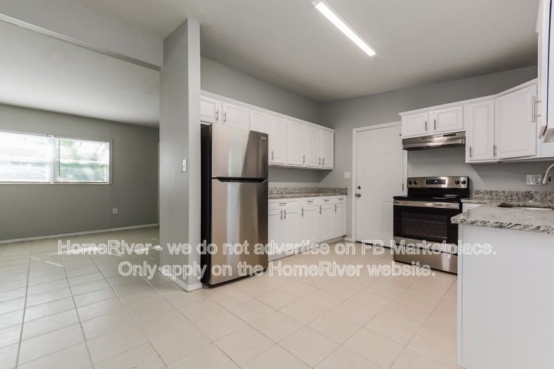 540 17th St Ne - Photo 5 of 21