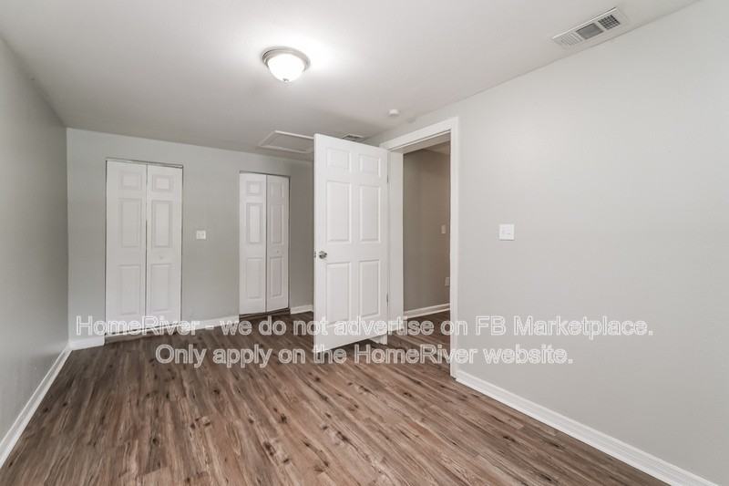 3011 Star St - Photo 2 of 21