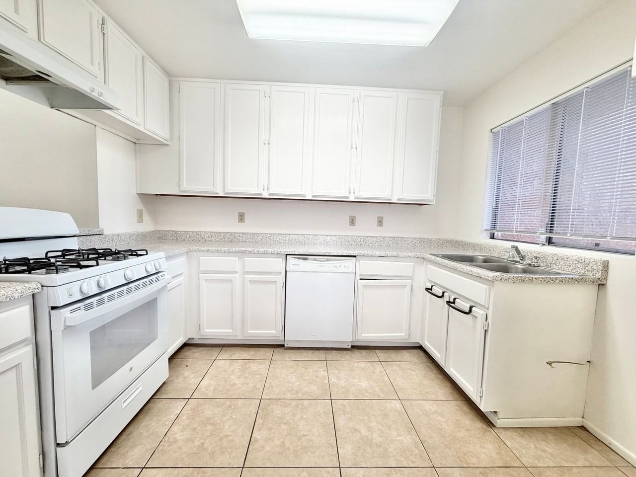 31675 Avenida Valdez #B - Photo 6 of 22