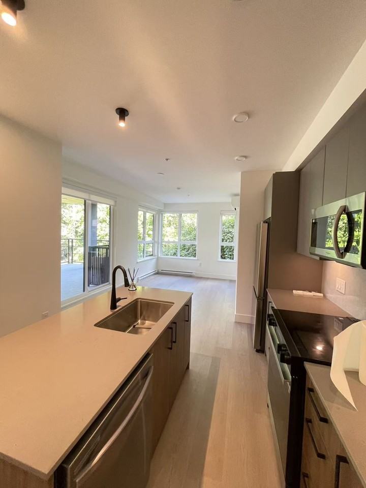 10000 133 Street - Photo 2 of 15