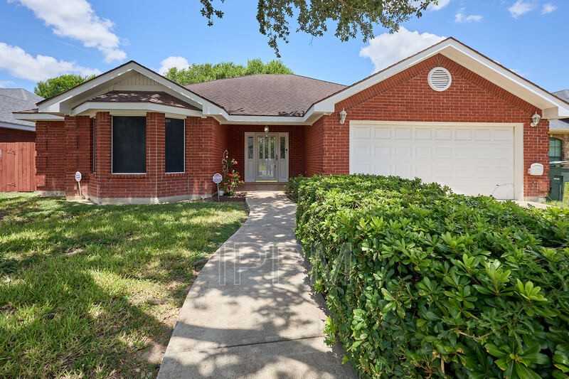 2609 Thomas Ln - Photo 3 of 34