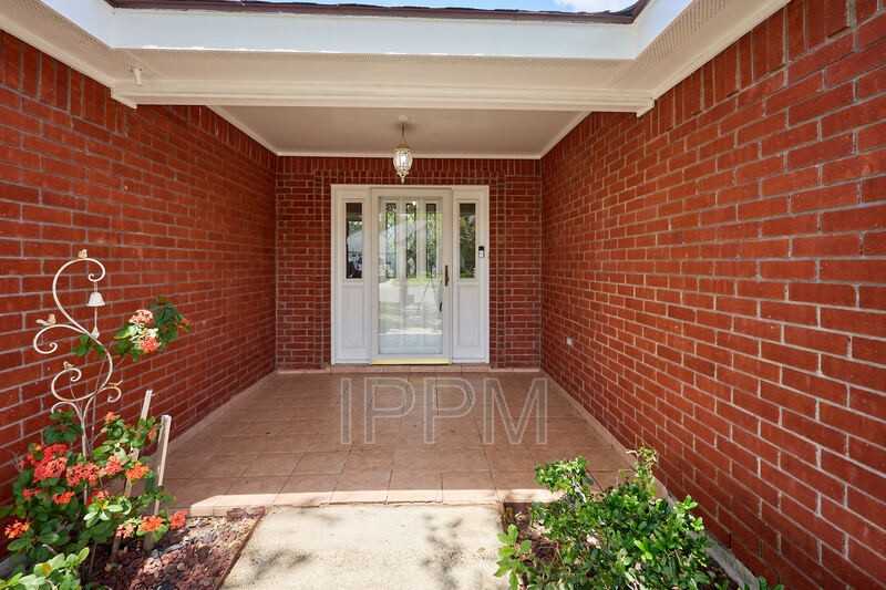 2609 Thomas Ln - Photo 4 of 34