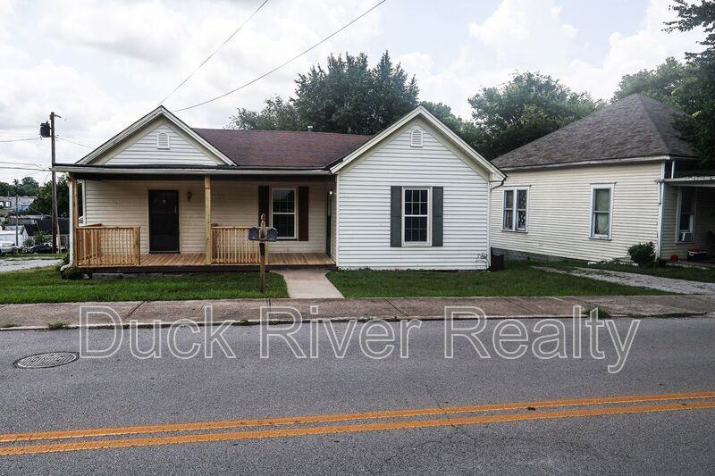 1409 Highland Ave - Photo 2 of 14